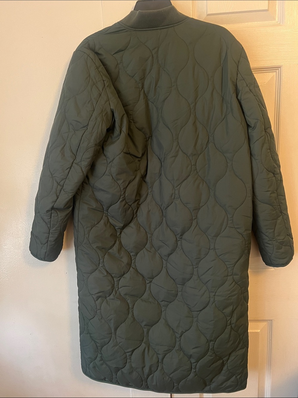 Quince featherless long puffer coat.. - Picture 4 of 7